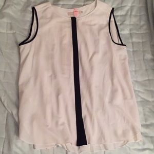 White sleeveless blouse with black stripe